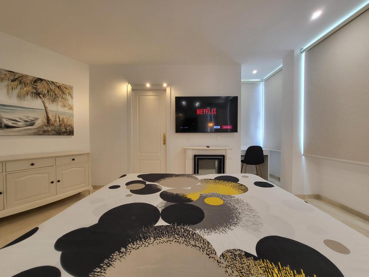 Marbella Edificio Puerto Azul公寓 外观 照片