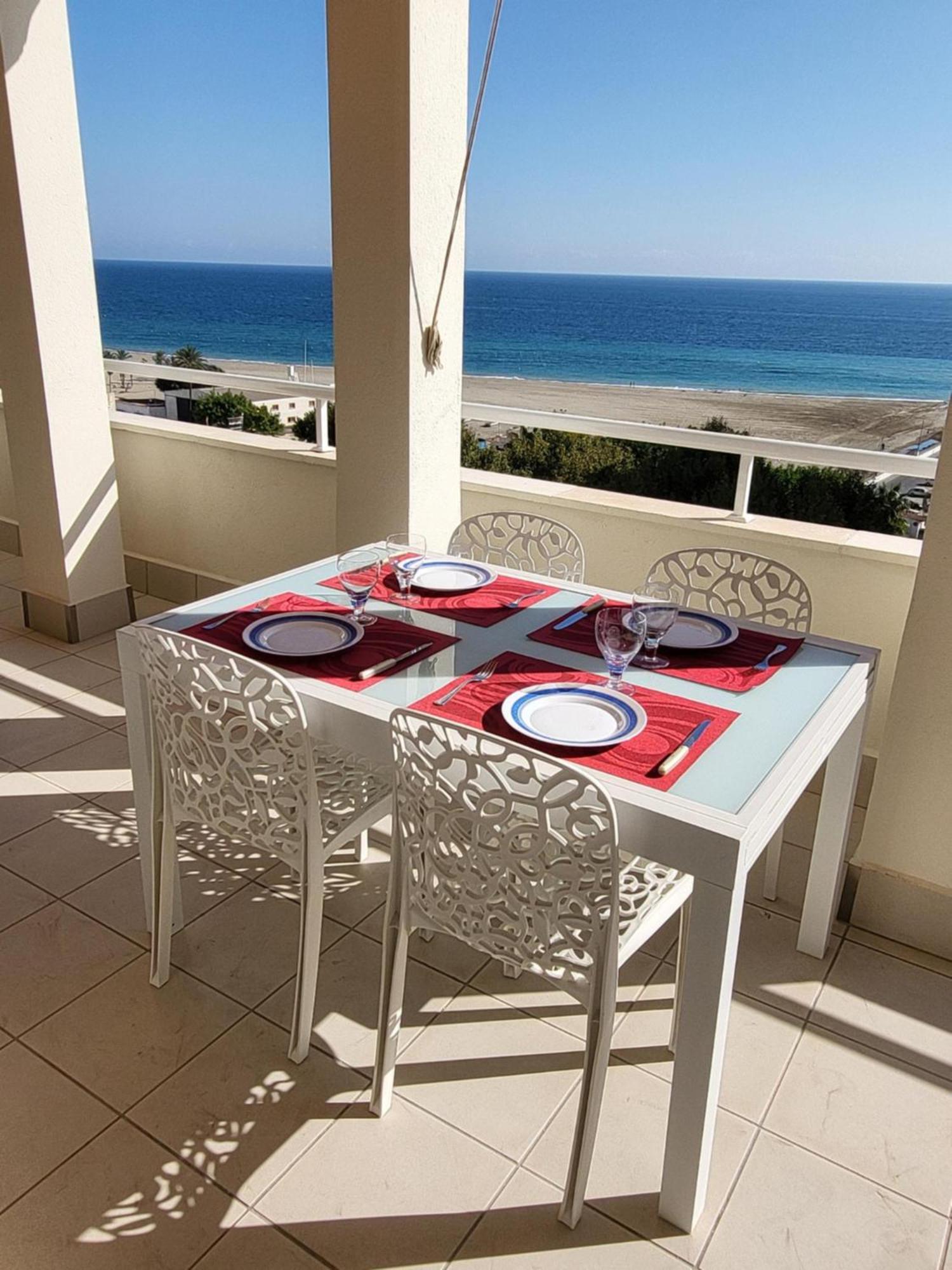 Marbella Edificio Puerto Azul公寓 外观 照片